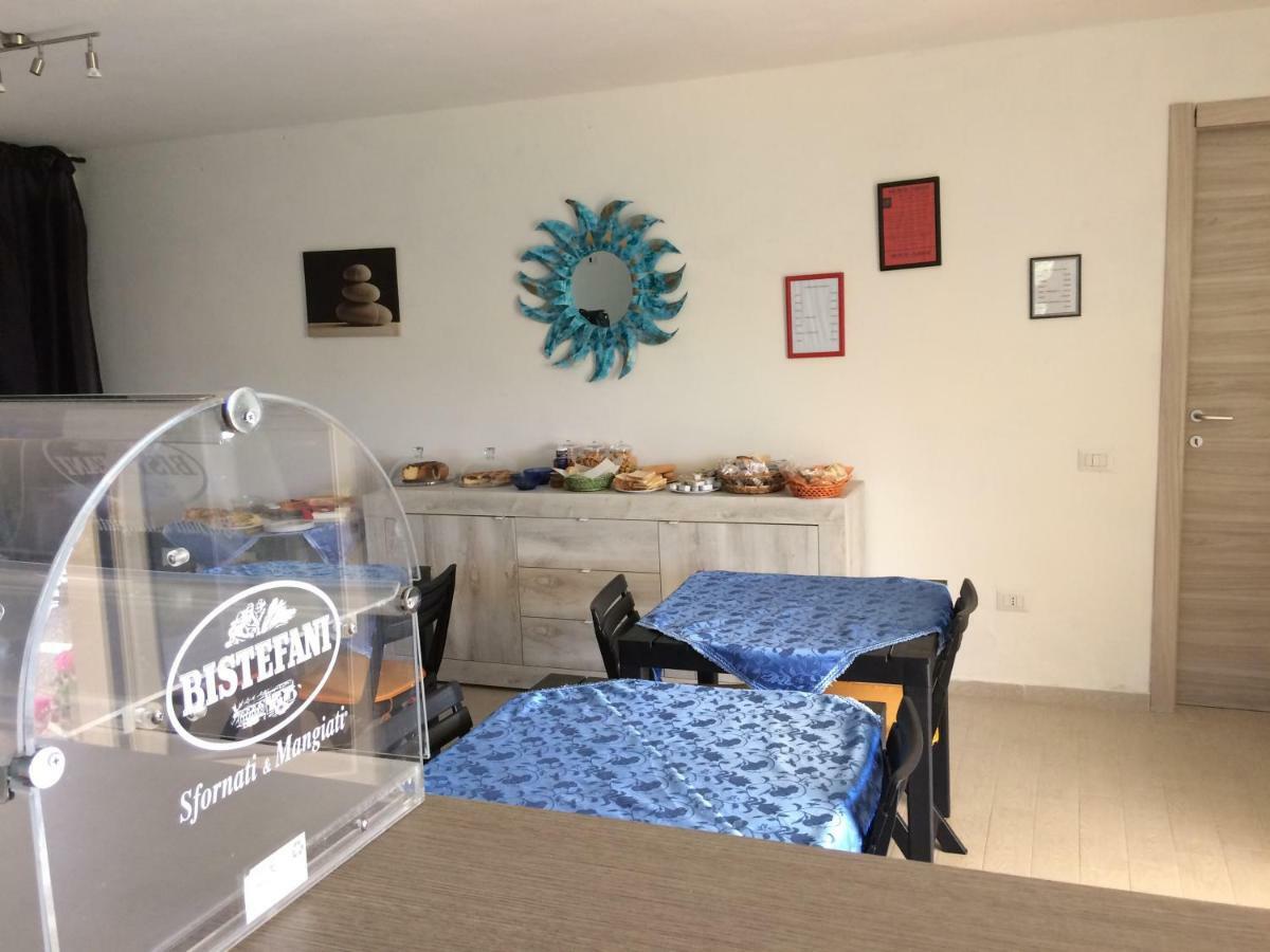 Sole&Sale Panzió San Teodoro  Kültér fotó