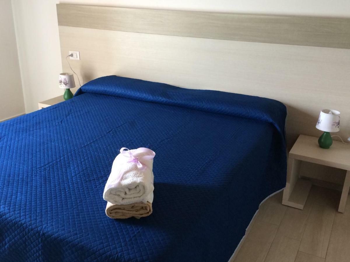 Sole&Sale Panzió San Teodoro  Kültér fotó